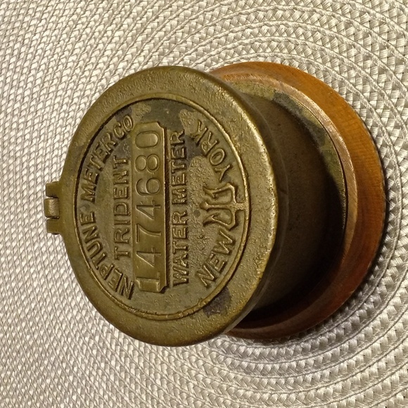 Brass Neptune Meter Co Trident TRINKET BOX New York - Picture 1 of 8
